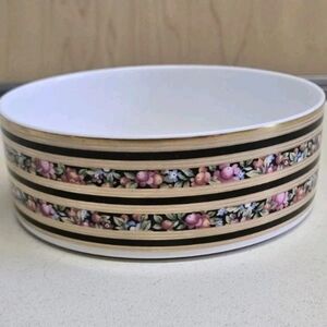 Vintage Wedgwood Bone China CLIO Trinket Box ~ Round ~ Made in England 1992